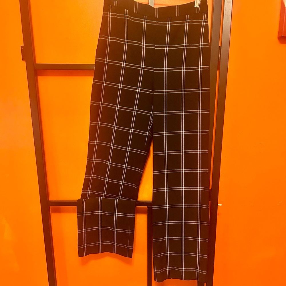 💚💚5/$25💚💚 Express Black Windowpane Plaid Trousers